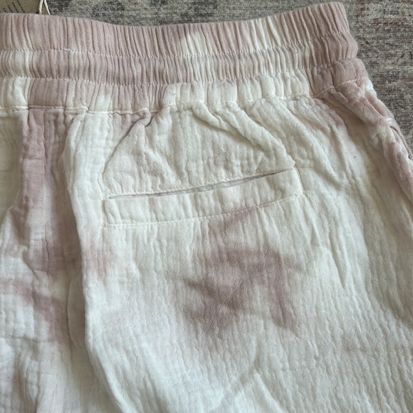 Faherty Topanga Organic Cotton Short In Ventura Tie Dye Pink NWT Size Medium - Picture 9 of 11
